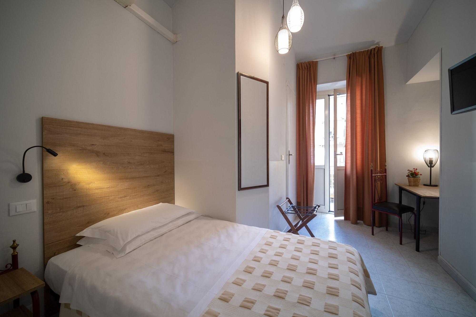 Hotel Italia 3*